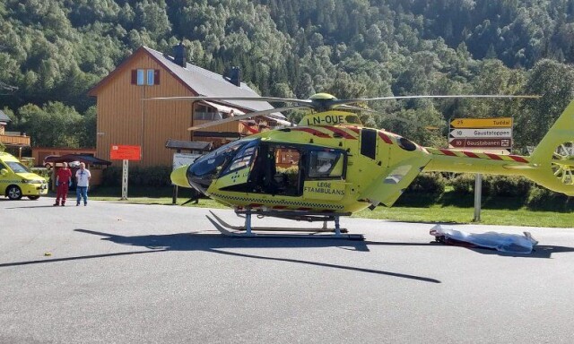 image: Dødsulykke på Rjukan – fem døde da bil kjørte i fjellvegg